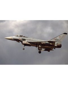 Eurofighter Typhoon EF2000 DA5 – Germany Air Force Prototype (Reg: 98-30) In-Flight Gear Down