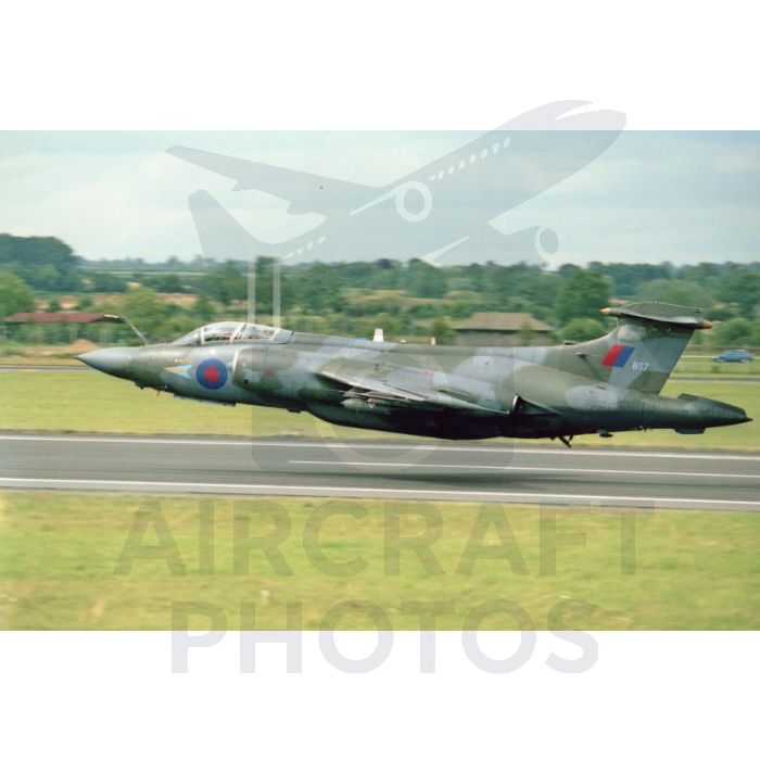  Buccaneer xv867 208 Squadron low level run