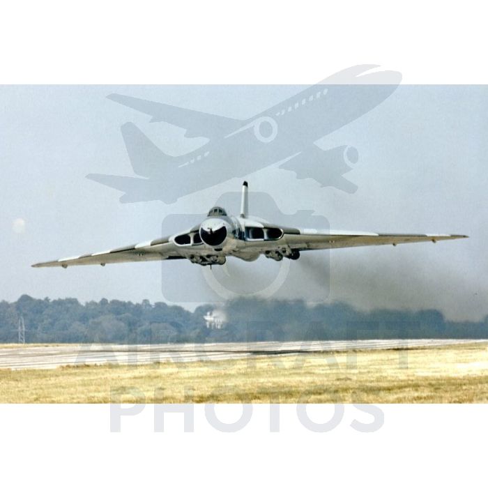 Avro Vulcan B2 XM645 – 9 Squadron, Biggin Hill (18 September 1971)