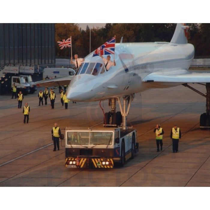 British Airways Concorde being towed back to the hangers after last comercial flight