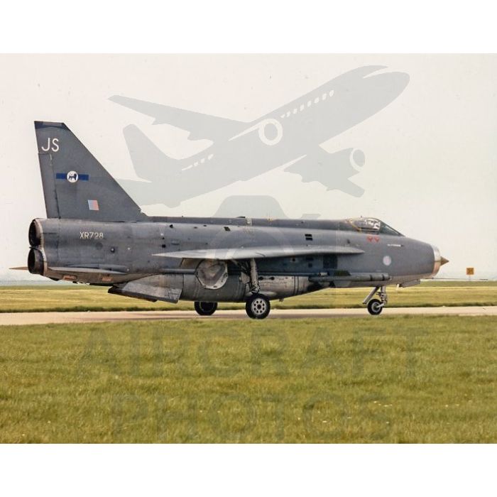 English Electric Lightning F6 XR728 – RAF Binbrook, 19 April 1988