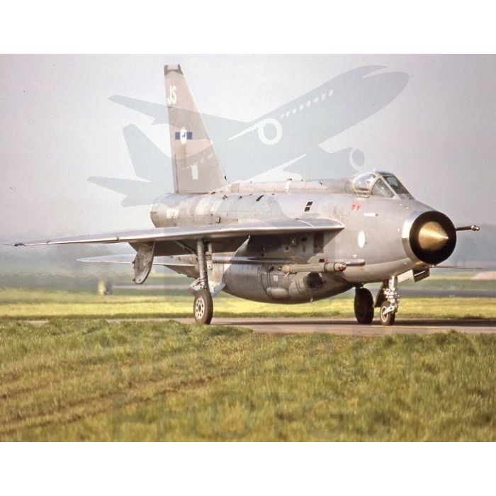 English Electric Lightning F6 XR728 – RAF Binbrook, Linconshire19 April 1988